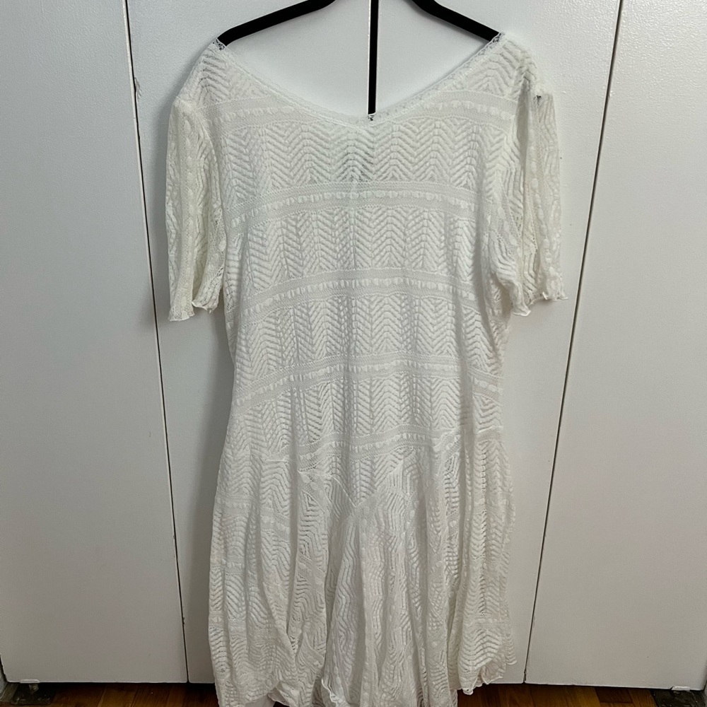 Rabbit Rabbit Rabbit White Garment - Picture 2 of 3